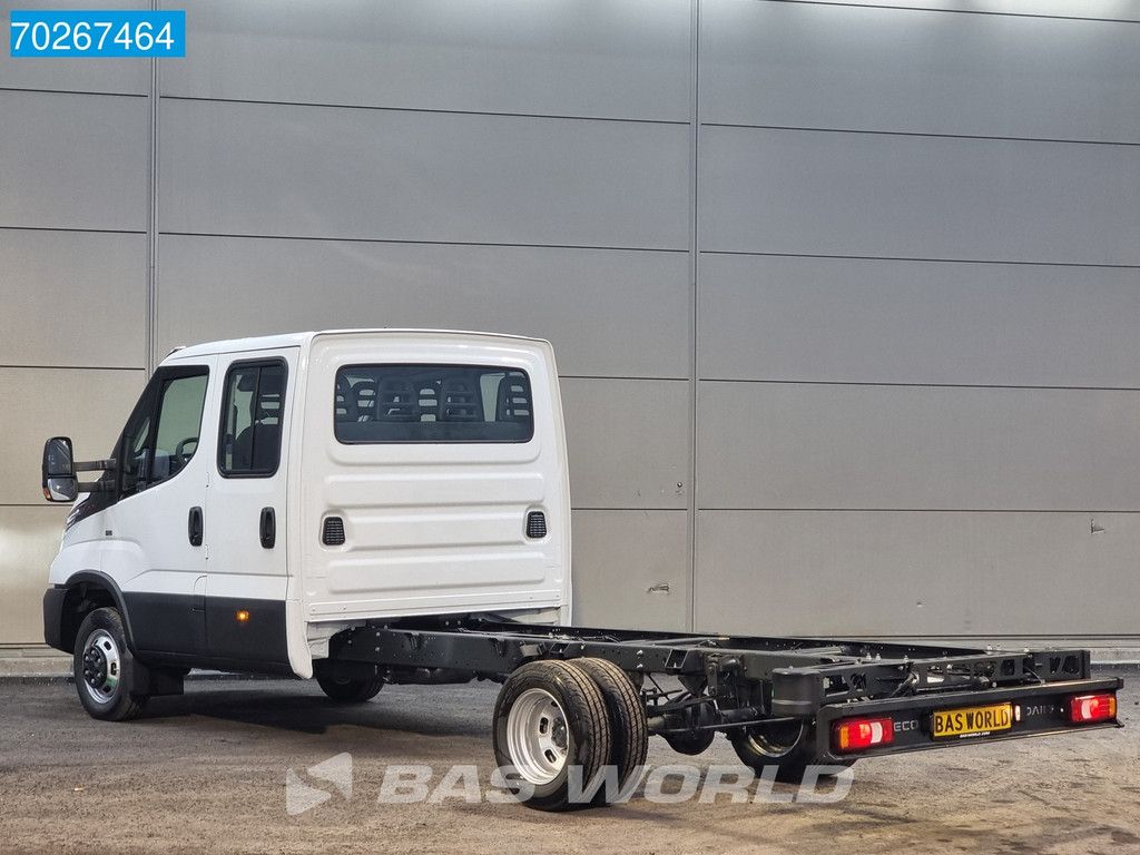 Iveco Daily 35C18 3.0L Dubbel Cabine Chassis 410WB 2025 model LED Navi Camera Airco Cruise Fahrgestell Klima DOKA Tempomat