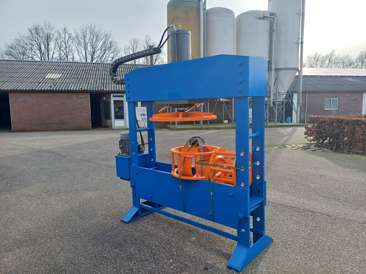 100 ton werkplaatspers Garagepers