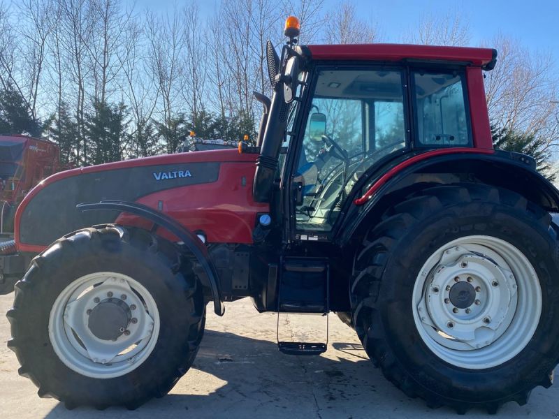 Valtra T153 H