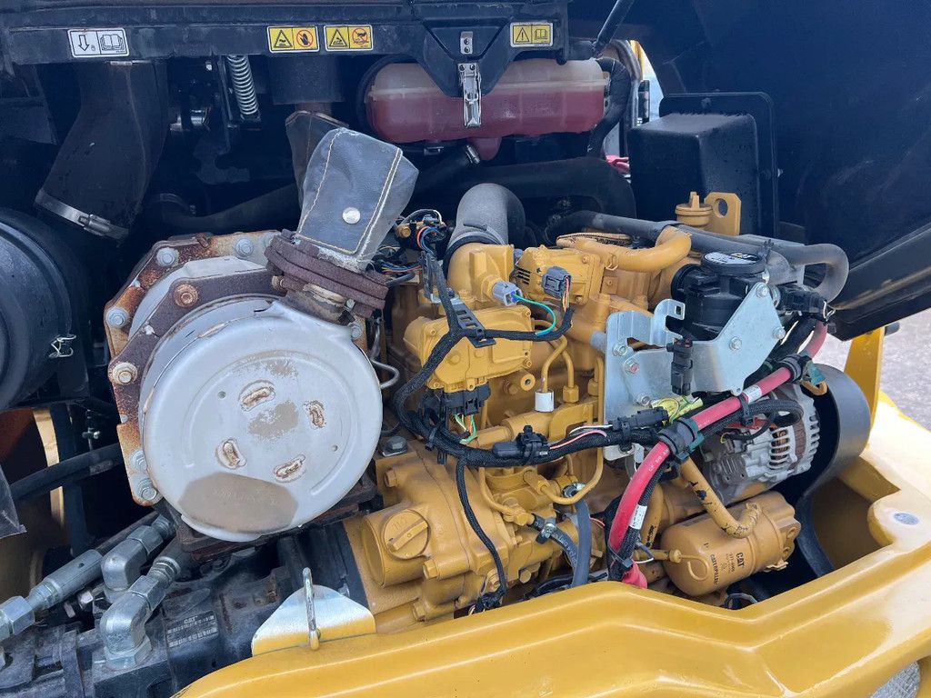Caterpillar 908M