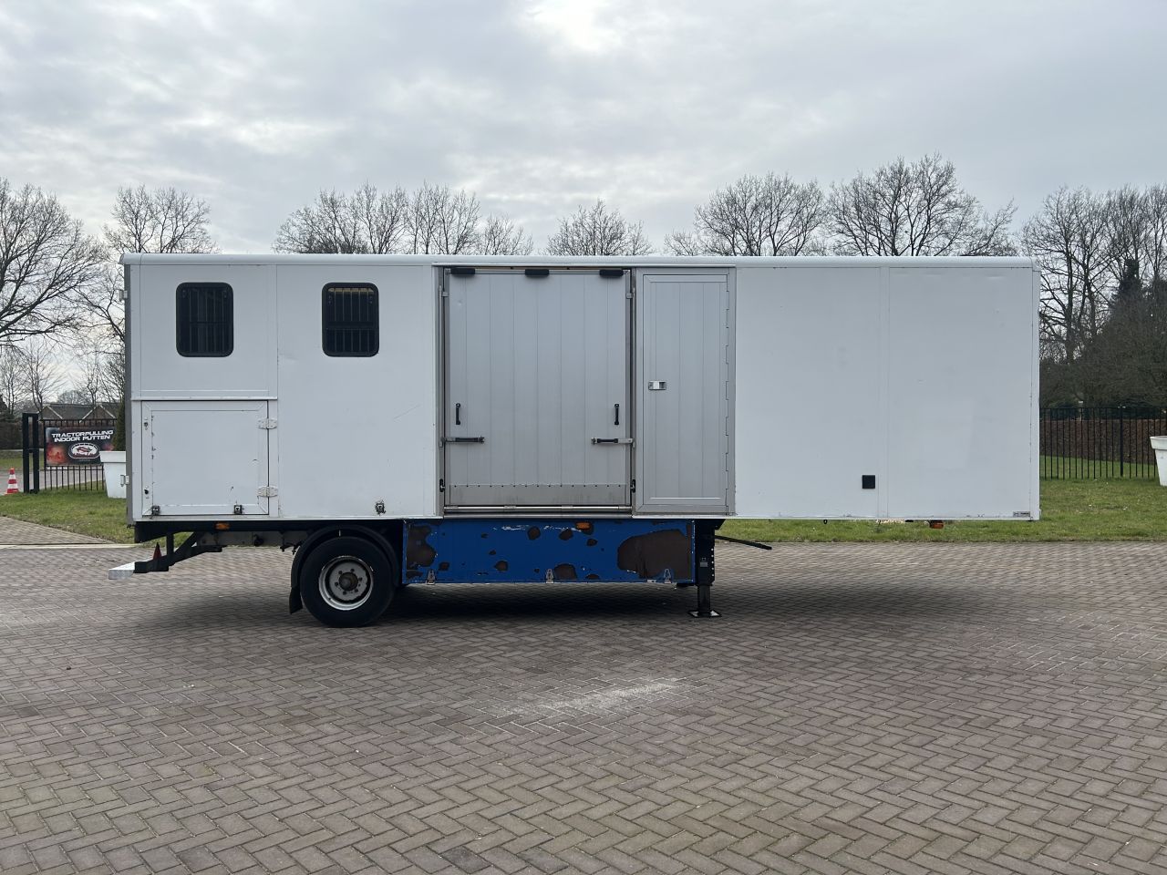Be oplegger 6.9 ton paardentrailer KUIPER