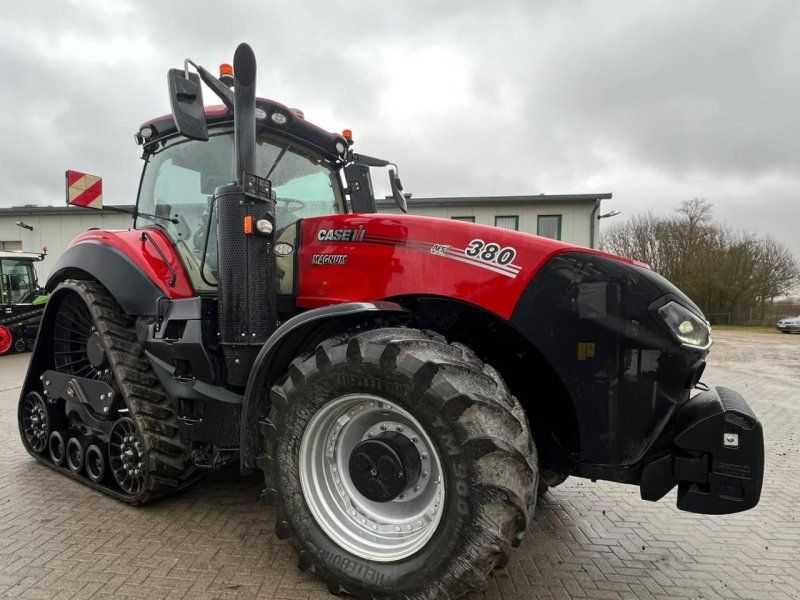 Case IH Magnum 380 CVX RowTrac