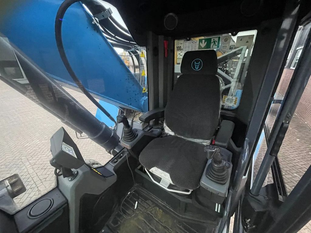 Fuchs MHL335