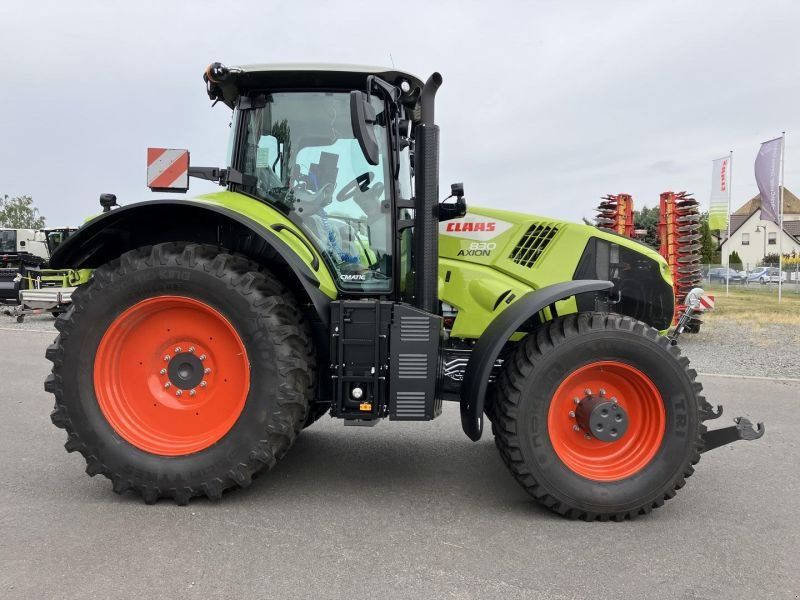 Claas AXION 830 CM