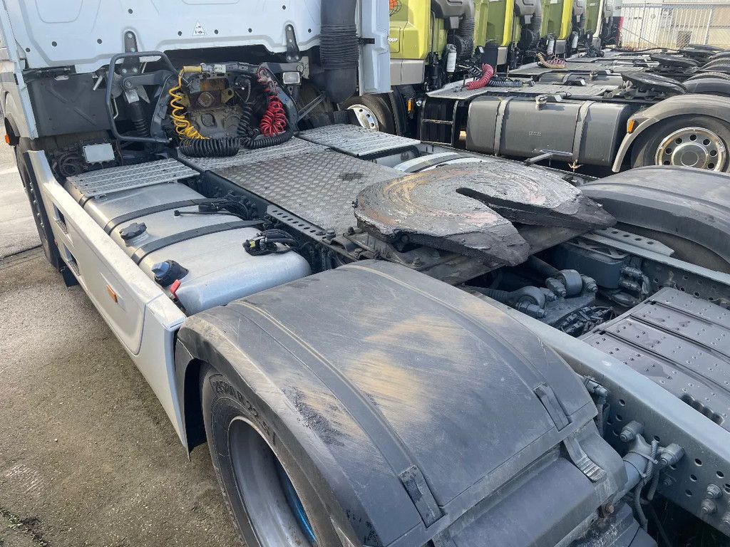 Mercedes-Benz Actros 1845 Gigaspace retarder MP4 Top zustand !