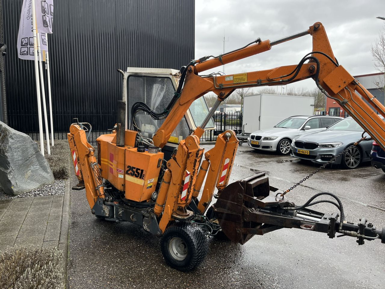 BOKI 2551 Grafdelfmachine