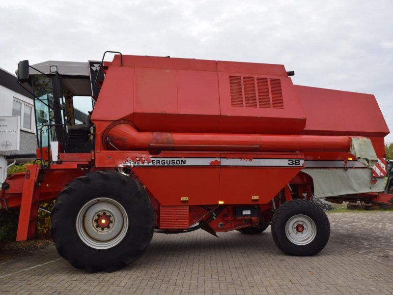 Massey Ferguson 38