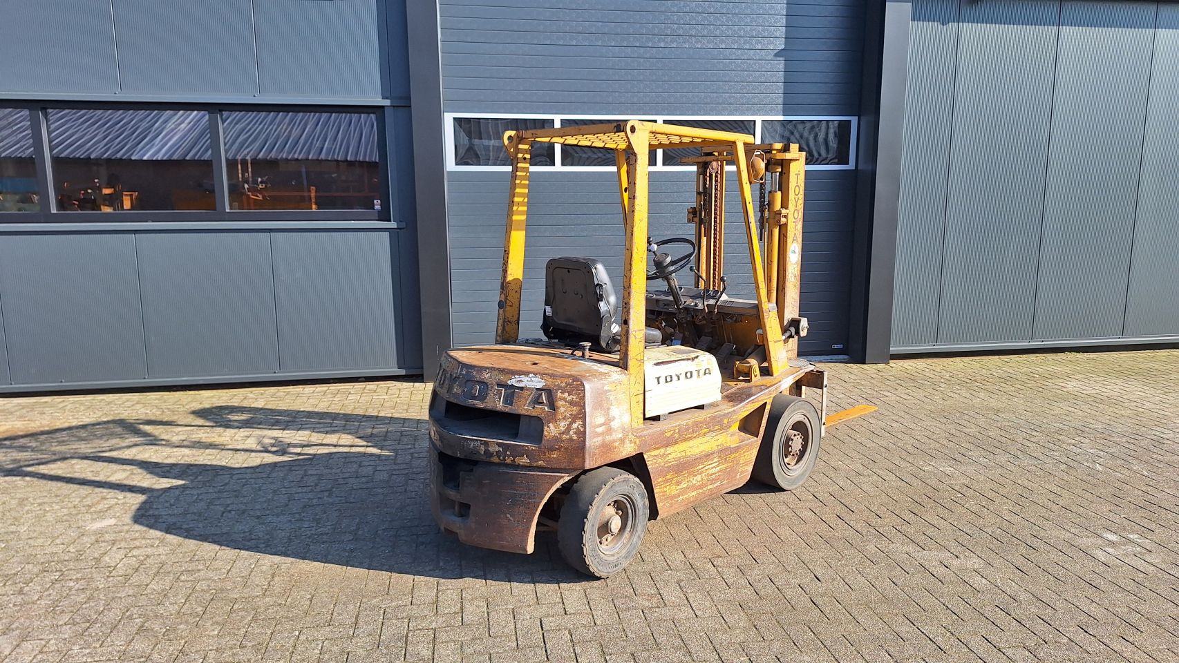Heftruck TOYOTA FD25 Diesel