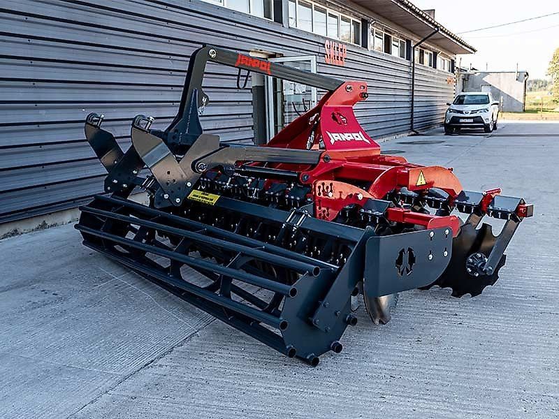 MD Landmaschinen JP  mit Hitch 2,5 4,0m