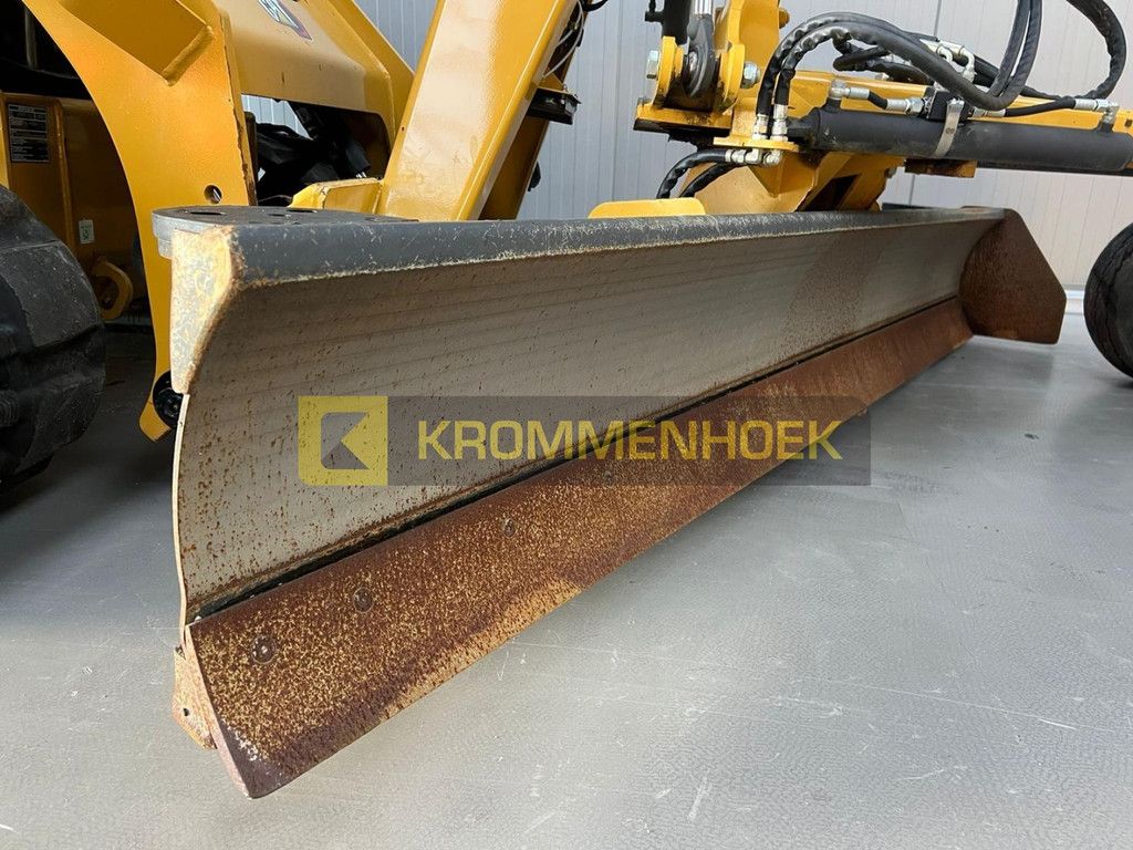 Caterpillar Grader Cobra 2700 HD Anbaugrader fur Kompaktlader KH8578