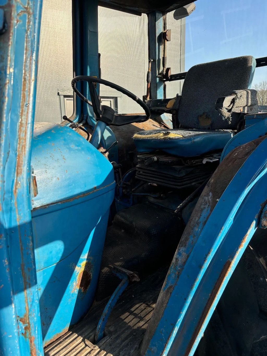 Ford 5600