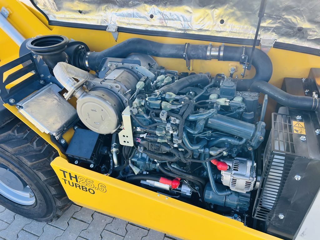 Eurotrac TH25.6