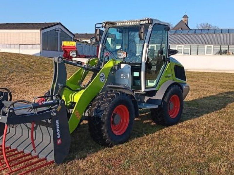 Claas TORION 530
