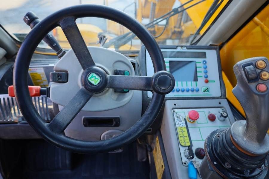 Merlo P101.10 * NON WORKING * 4x4x4 Drive, 10t Capacity,