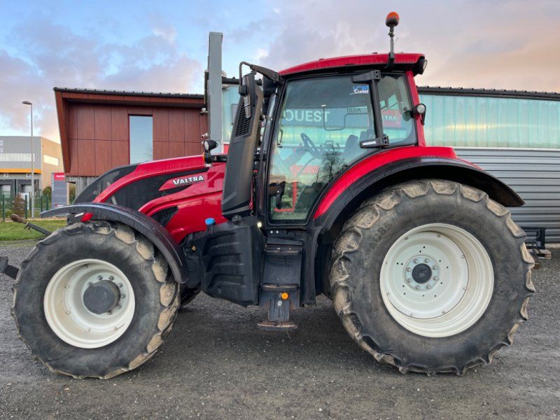 Valtra T144