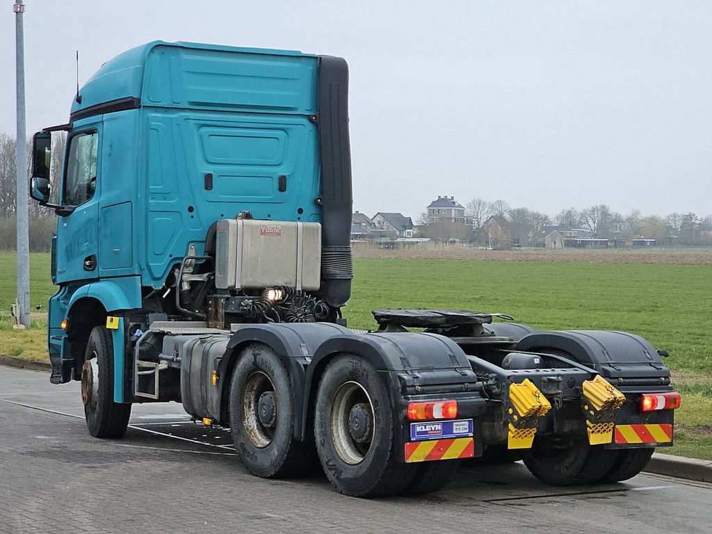 MERCEDES-BENZ AROCS 3342