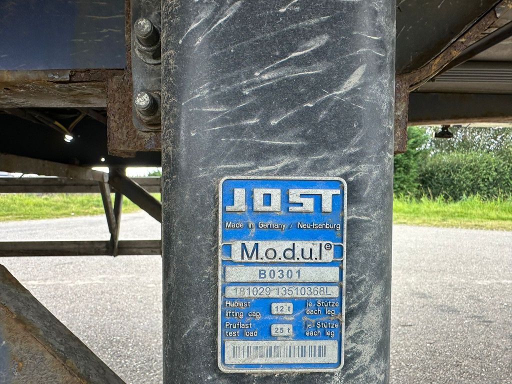 Gray and Adams Thermo King SLXE 400