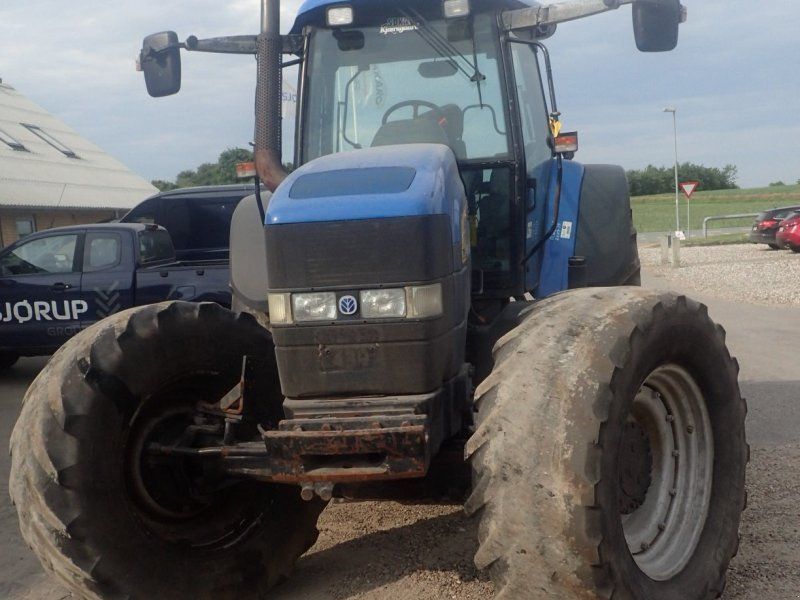 New Holland TM190