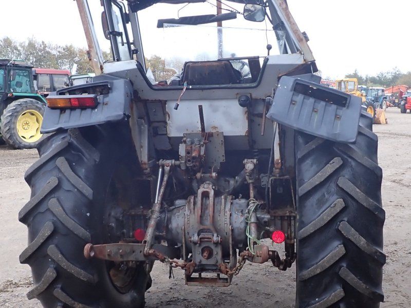 Massey Ferguson 375