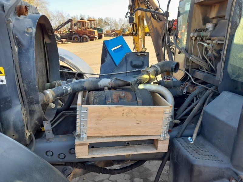 New Holland 8970A