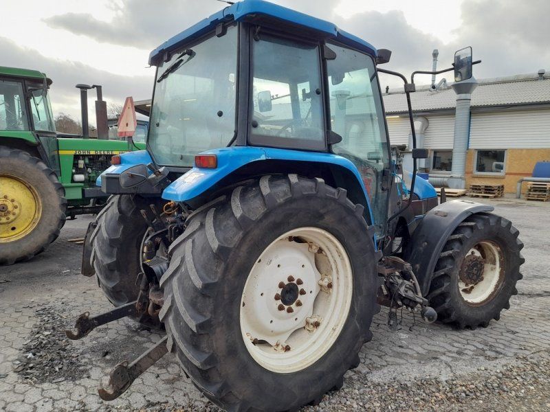 New Holland TL90