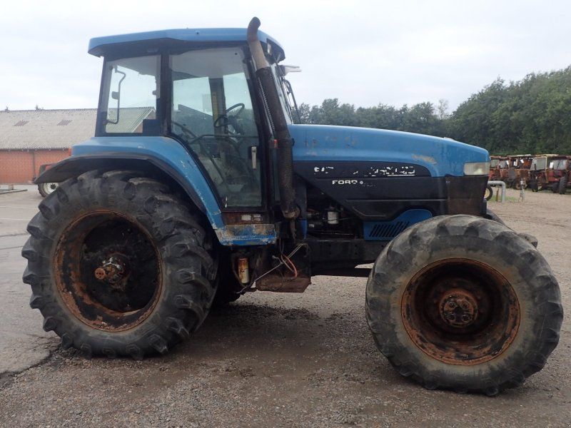 New Holland 8870