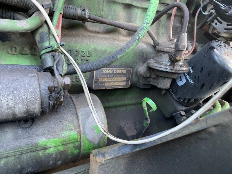 John Deere 2850