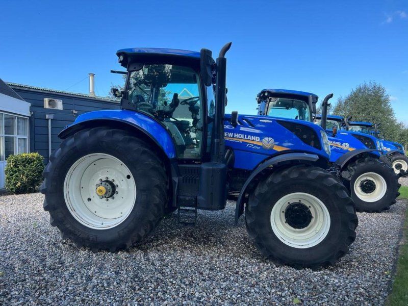 New Holland T7.270AC