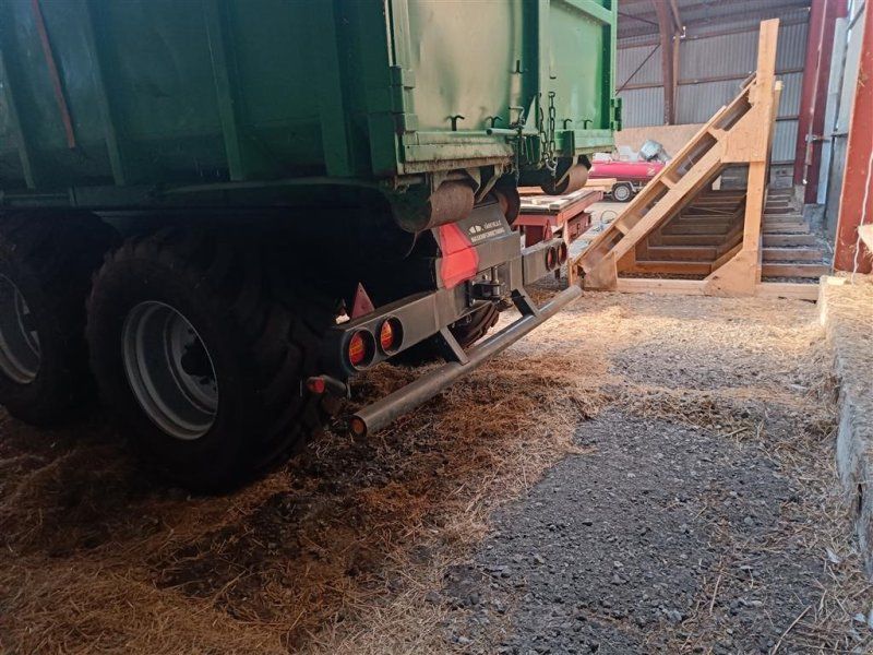 Bs Vogenen 22t  kroghejsevogn med container