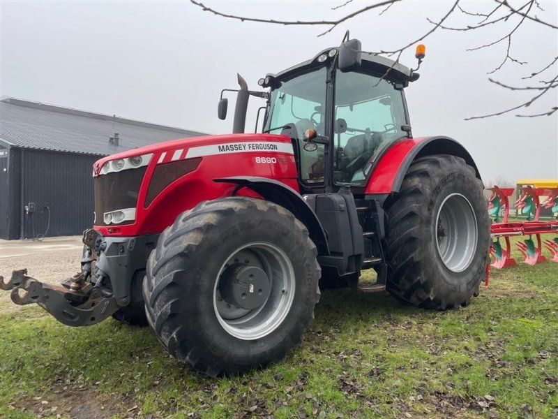 Massey Ferguson 8690 Dyna VT