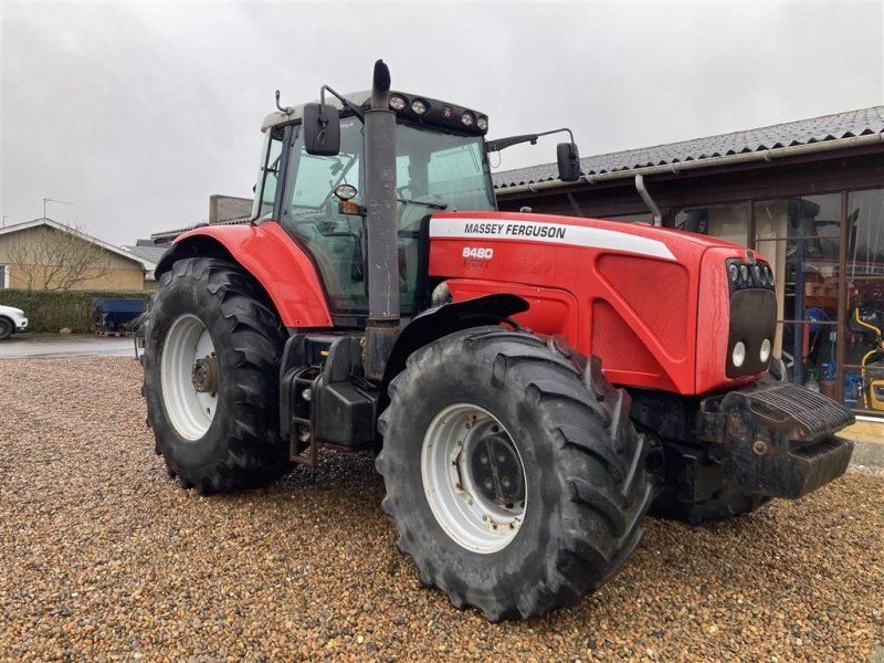 Massey Ferguson 8480 Dyna  VT Kun 7300 timer