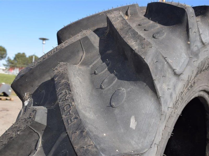 BKT 420/85R24