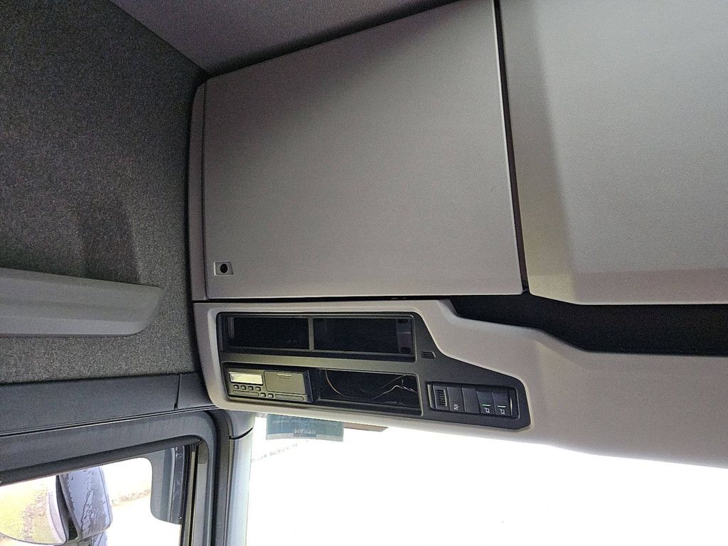 SCANIA R580 6x2 nb led leather