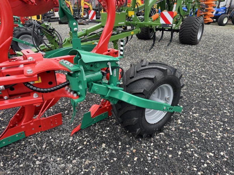 Kverneland 3300S