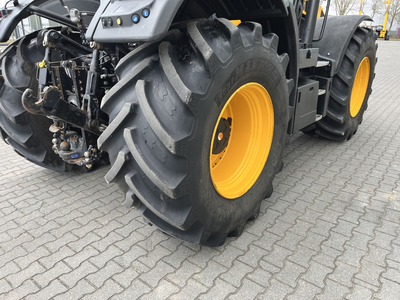 JCB Fastrac 4220 4WS T4F 60 km/h 2017