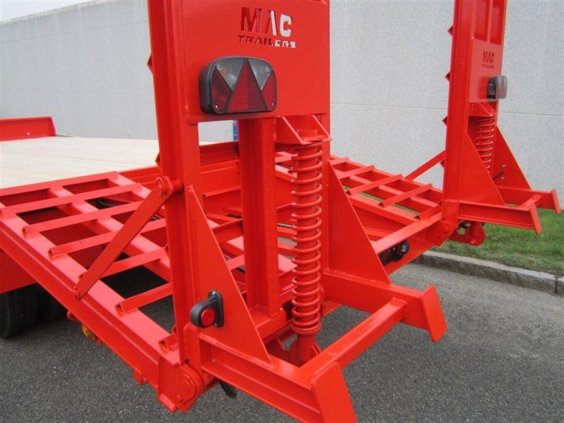 Oleo Mac 16 tons maskintrailer VITAL