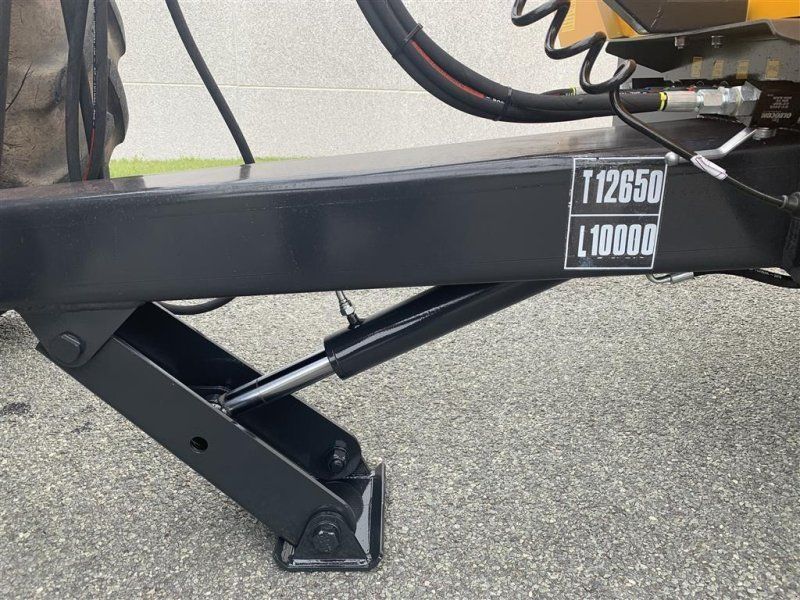 Tinaz 10 tons ervogn med hydr. bagklap 60 cm sider
