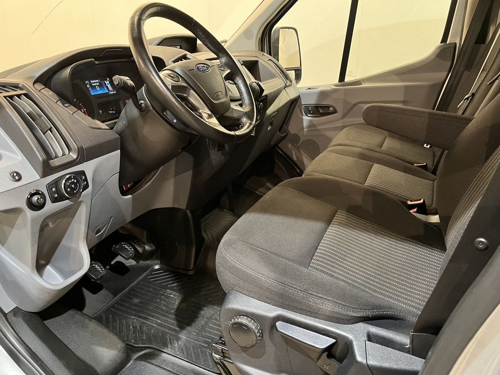 Ford Transit 350 2.0 TDCI L2H2 Trend 130 PK RWD Servicebus / Sortimo Inrichting / Euro 6 / Airco / Cruise Control / Camera / 3-Zits