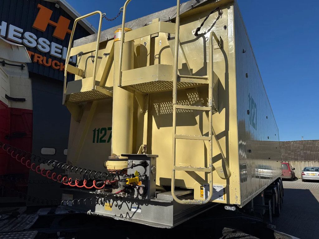 Benalu 62m3 Vol alu, 6.700KG, 24V self-support!