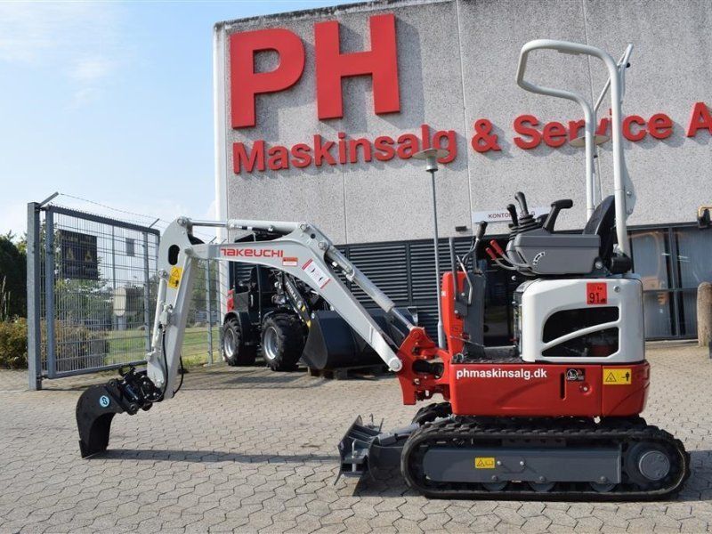 Takeuchi TB210R  COMPACT TILT CT1