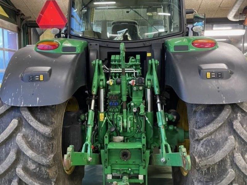 John Deere 6175R