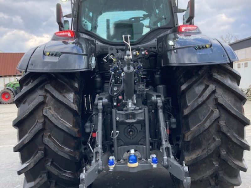 Valtra Q265