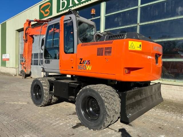 Hitachi ZX 160 W