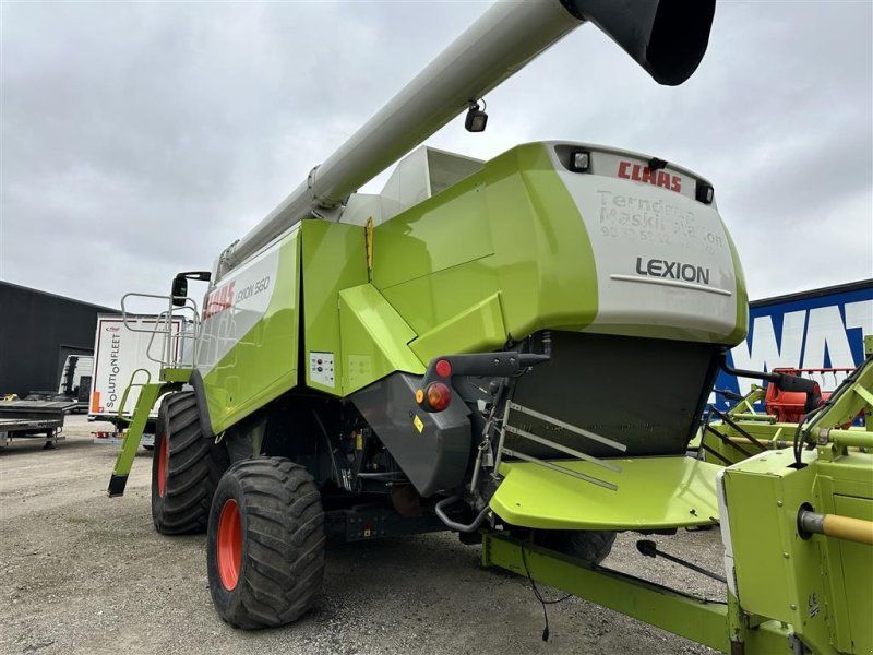 Claas LION 560