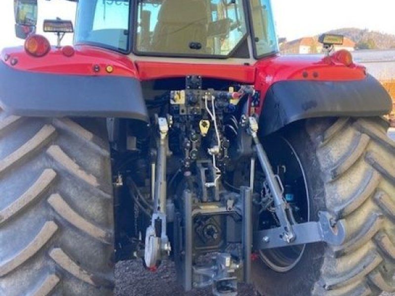 Massey Ferguson 7S.210