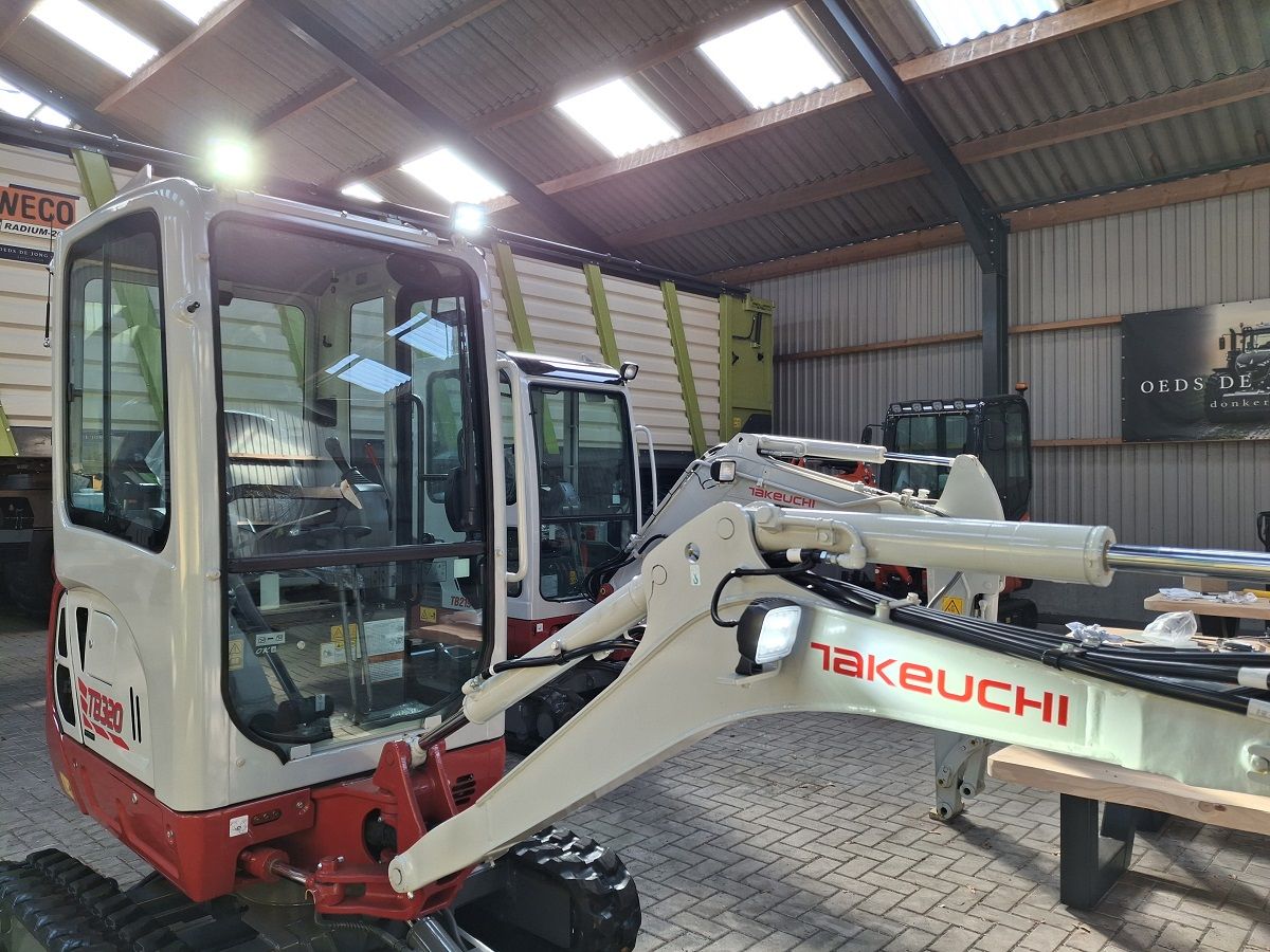 Takeuchi TB320, TB225, TB219, TB216, TB230, Nieuw!