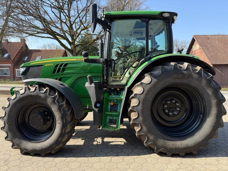 John Deere 6145R
