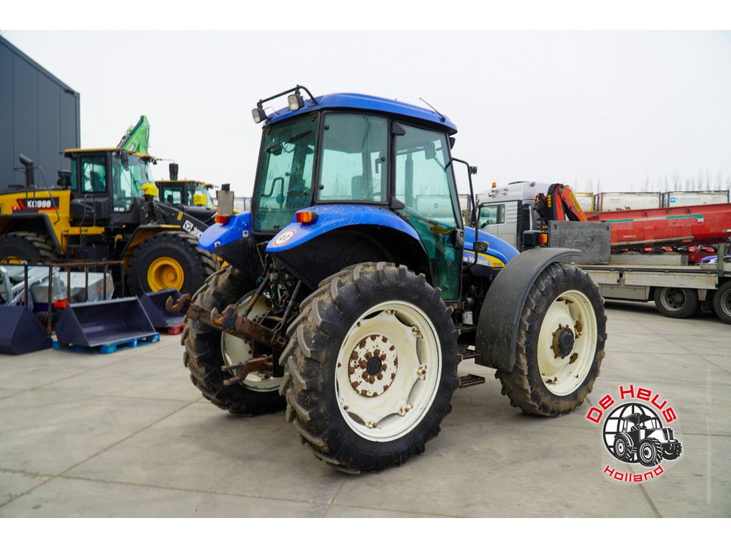 New Holland TD95D
