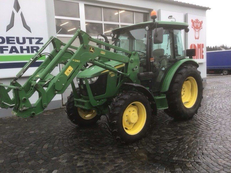 John Deere 5075 E