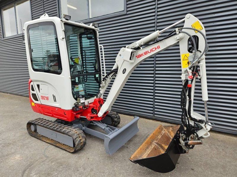Takeuchi TB 216